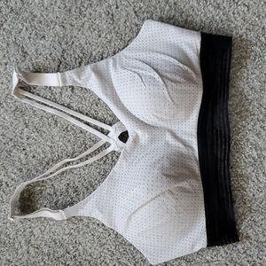 Victoria Sport lightweight bra, 34C